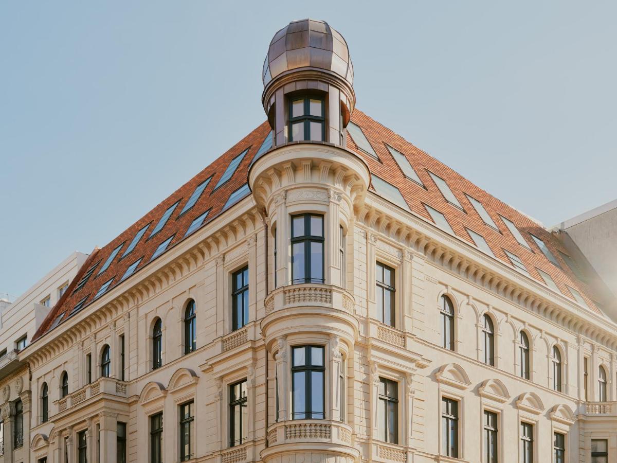 Boutique Hotel Chateau Royal برلين المظهر الخارجي الصورة The building of the German National Museum of Photography in Cologne