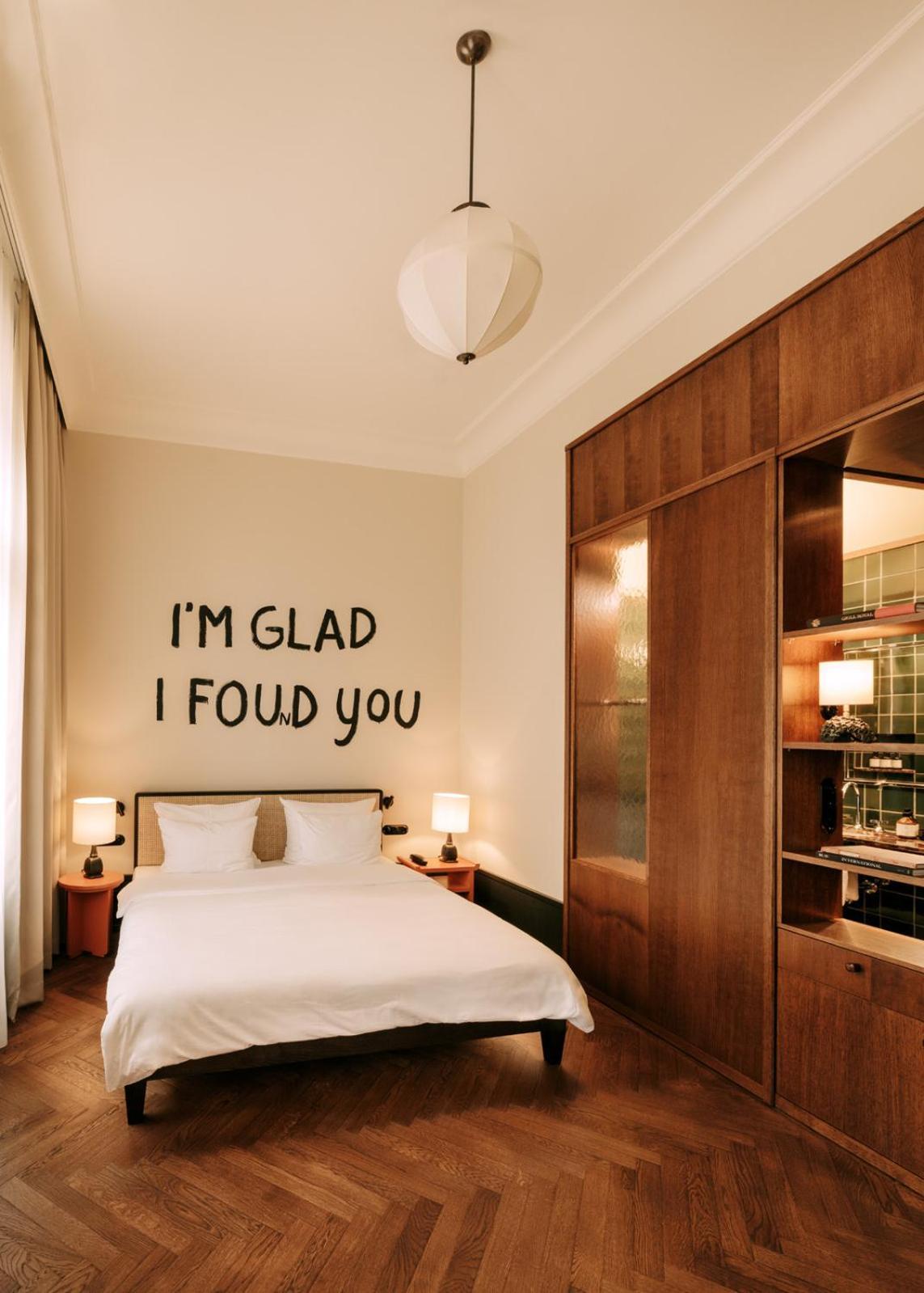 Boutique Hotel Chateau Royal برلين المظهر الخارجي الصورة A wall sticker