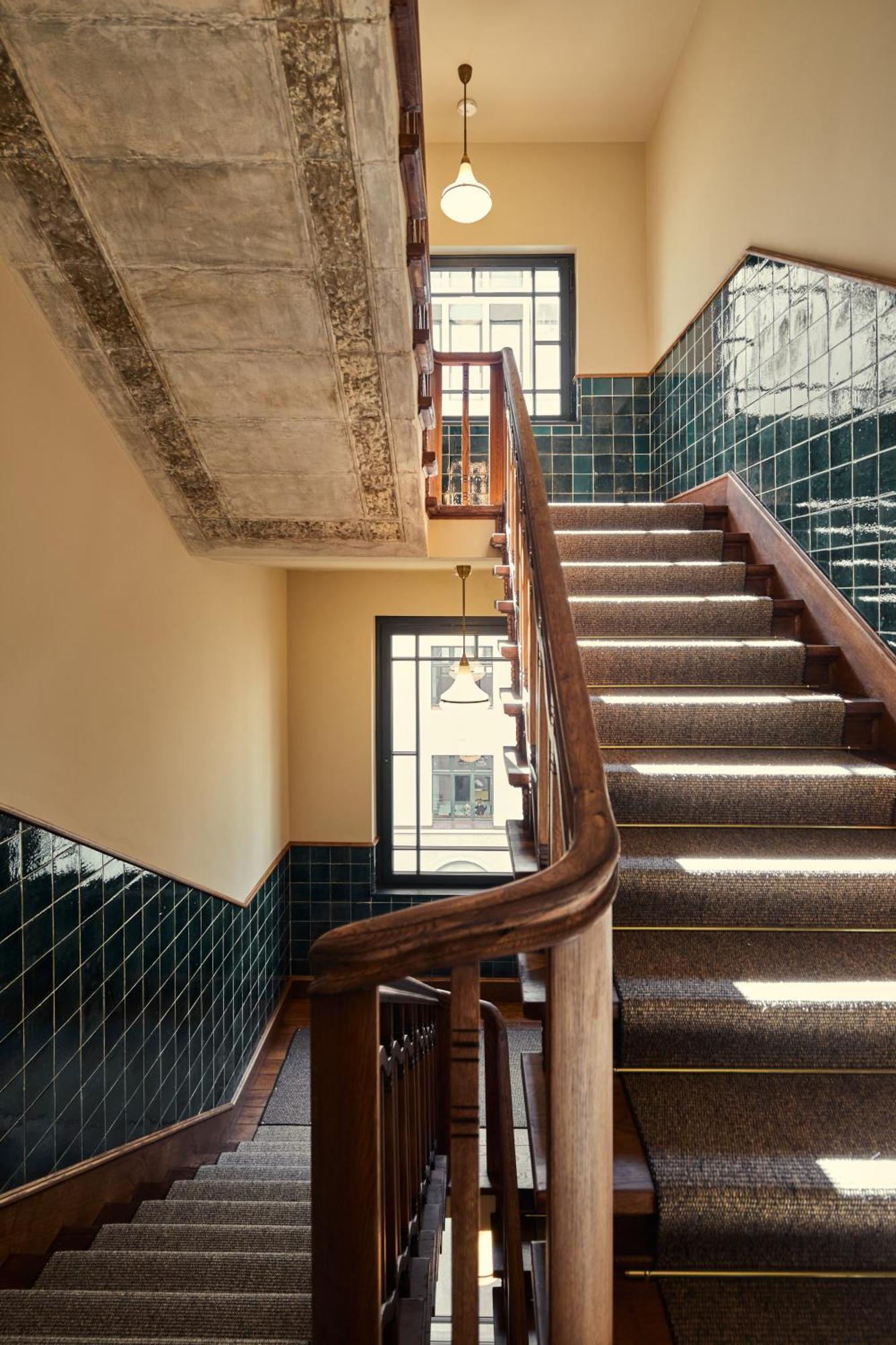 Boutique Hotel Chateau Royal برلين المظهر الخارجي الصورة Staircase